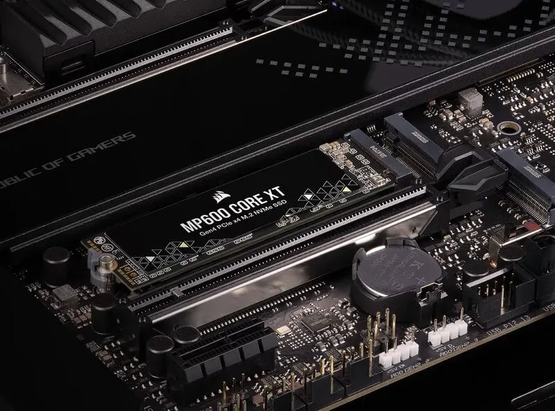Corsair MP600 CORE XT