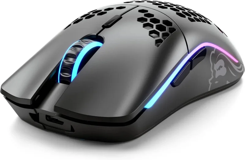 Glorious Model O Wireless – ultralätt trådlös gamingmus för FPS, e-sport och vardagsanvändning.