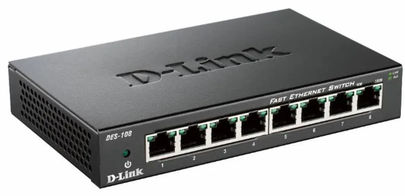 D-Link 8-port 10/100 Metal Housing Desktop Switch