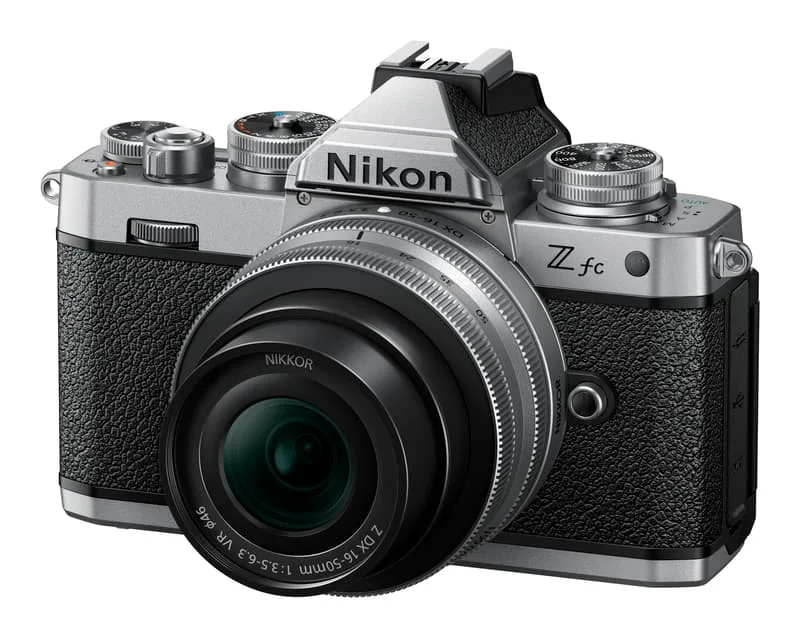 Nikon Z fc + 16-50 VR + 50-250 VR-kit