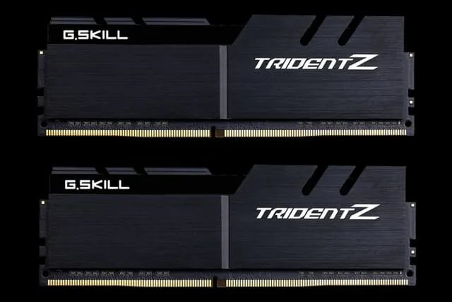 G.Skill Trident Z F4-4400C19D-16GTZKK