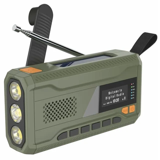 MTK Solar Power Handvev DAB FM Radio