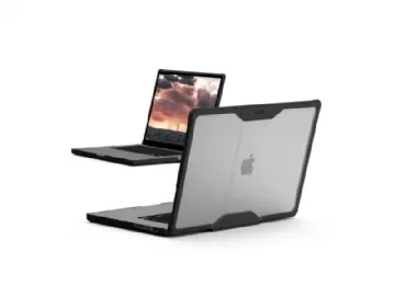 UAG Plyo Case for MacBook Pro 16"