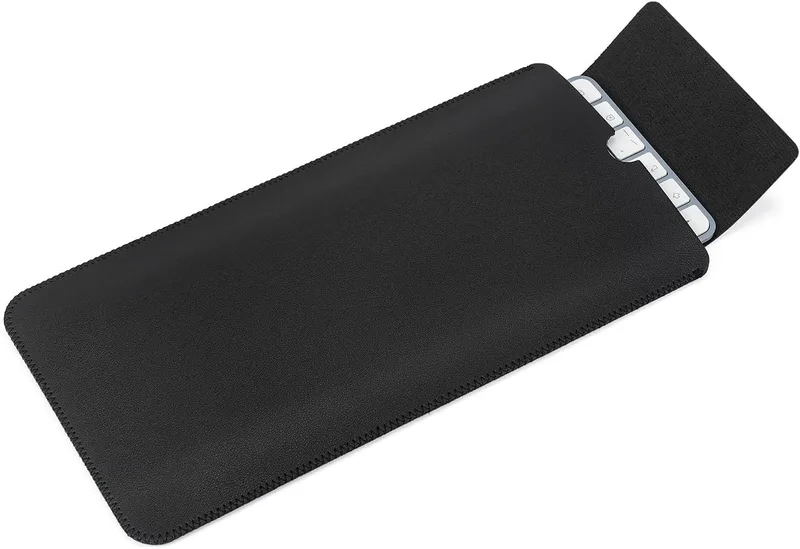 Apple MWR23SM/A Cover and keyb