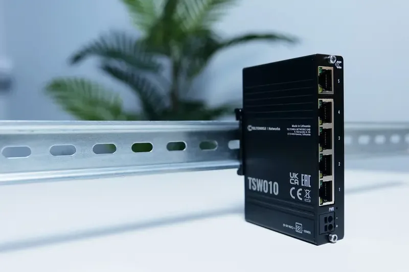 TRENDnet TI-E50 Industriell icke-hanterad 5-portars snabb Ethernet-DIN-skenswitch