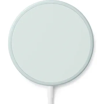 Google Qi2 Wireless Charger