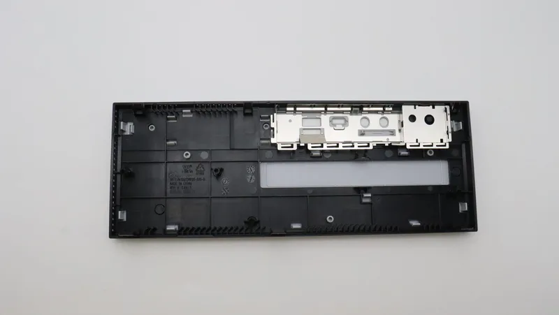 Reservdel: Lenovo Wolverine-2 Keyboard Bezel ASM