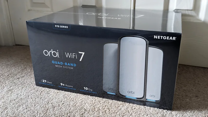 NETGEAR Orbi 970-serien med fyra band, WiFi 7-nätverkssystem