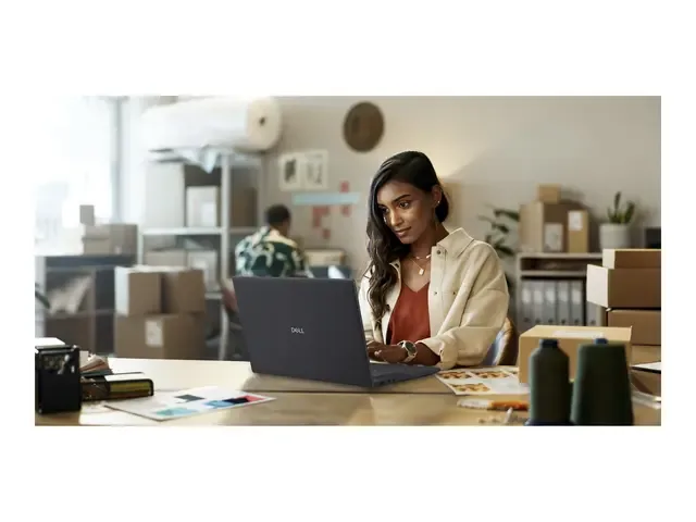 DELL Pro Max 16 Premium MA16250