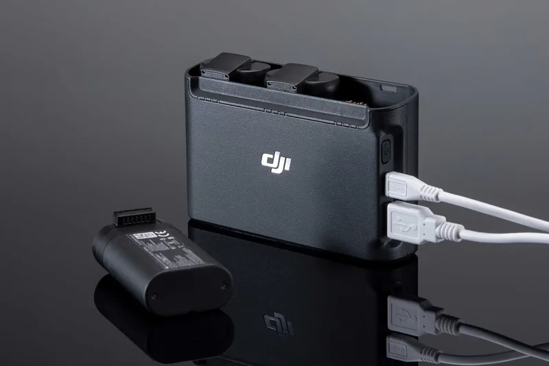 DJI Two-Way Charging Hub