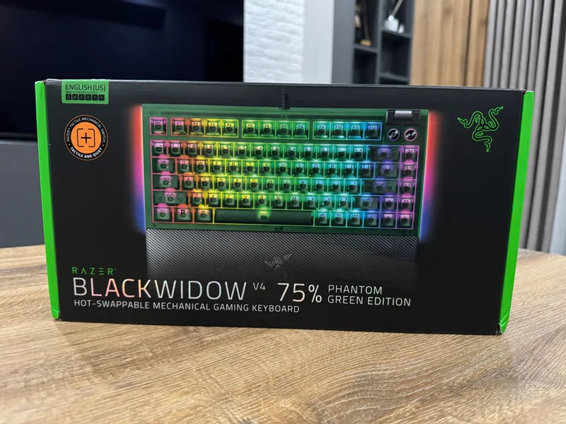 Razer BlackWidow V4 75% Phantom Green Edition