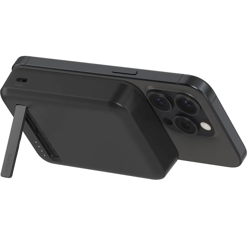 Belkin Qi2 MagSafe Powerbank With Kickstand